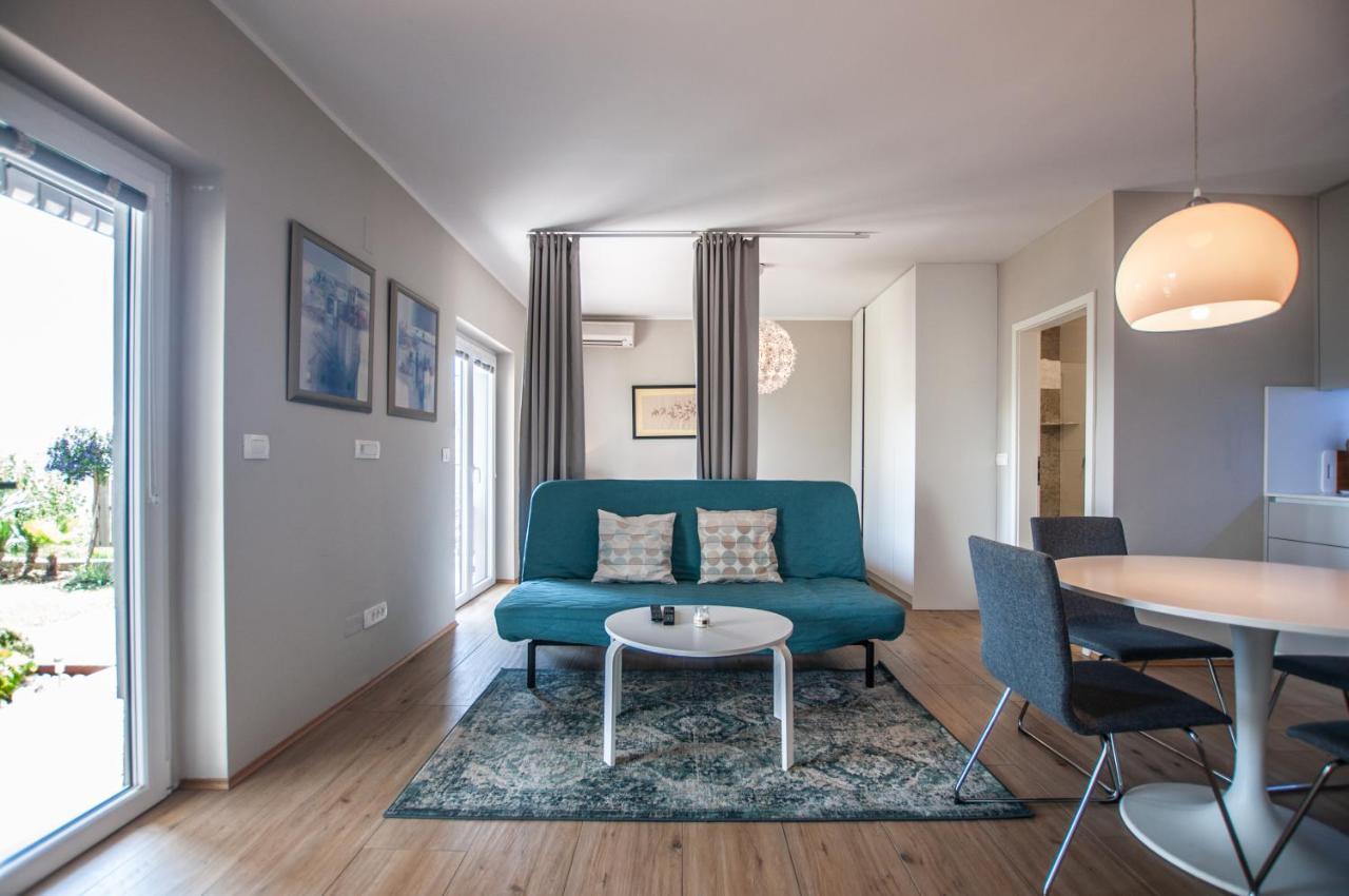 Sea View Apartments Debeli Rtic Ankaran Exteriér fotografie